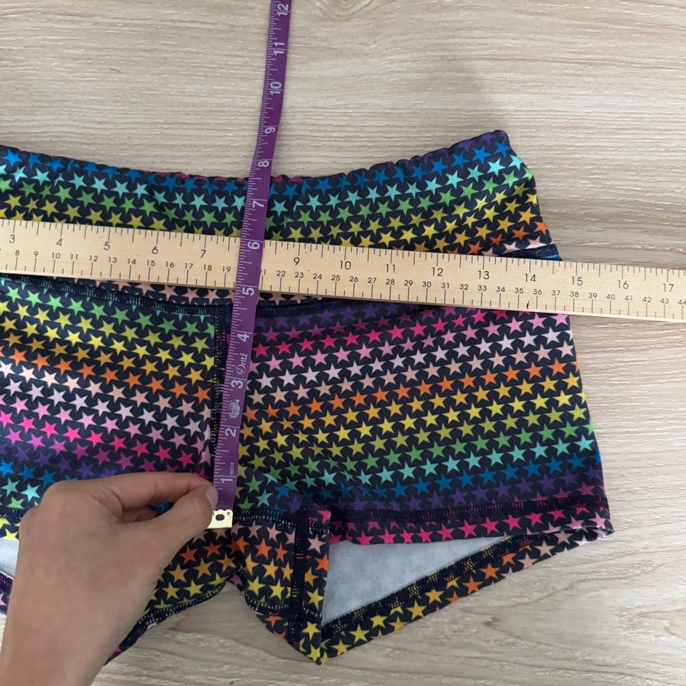 Fleo Medium Sherbert Mini Rainbow Stars High Waist Black 2.5” Shorts - Picture 6 of 7